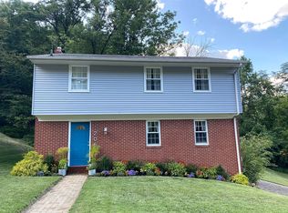 206 Karen Dr, Pittsburgh, PA