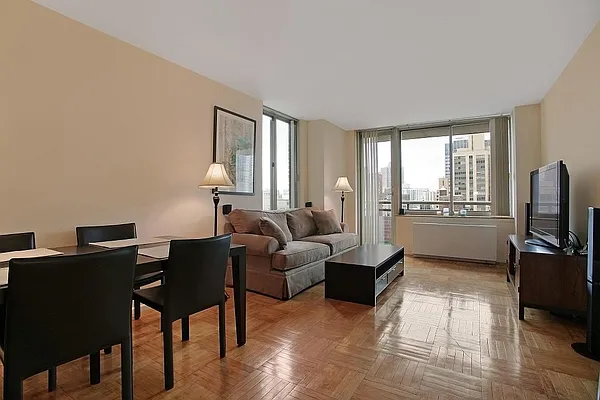 Rented by Corcoran | media 9