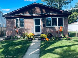 335 Marlin Ave, Royal Oak, MI 48067