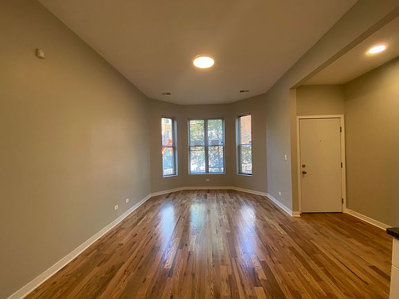 5th image of 3515 N Sheffield Ave APT 1F