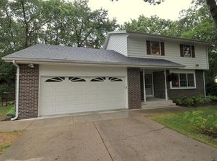 209 86th Pl, Pleasant Prairie, WI 53158