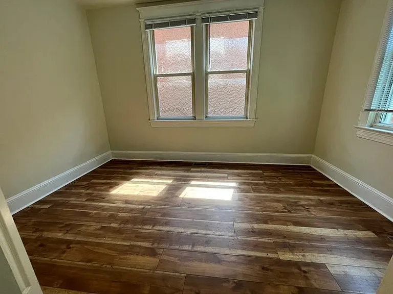 1620 V St SE #1 — Photo 2