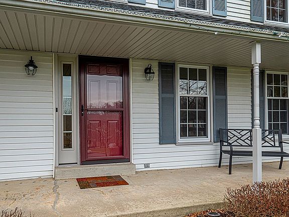 4th image of 519 William Salesbury Dr