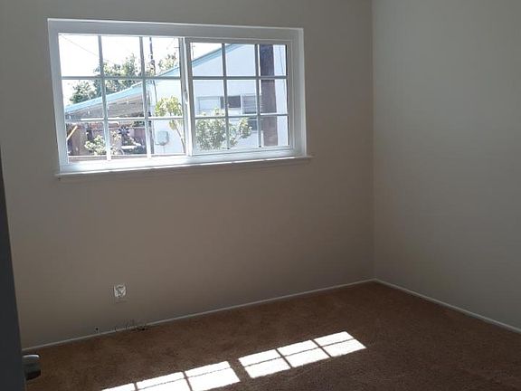 4th image of 11114 Maidstone Ave