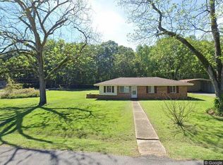 168 Grovewood Ct, Montgomery, AL 36108