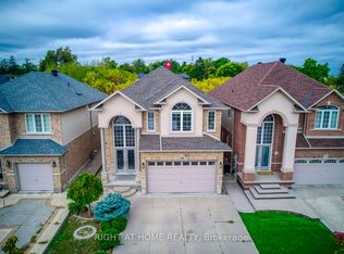 38 Assisi St, Hamilton, ON L8W 0A5