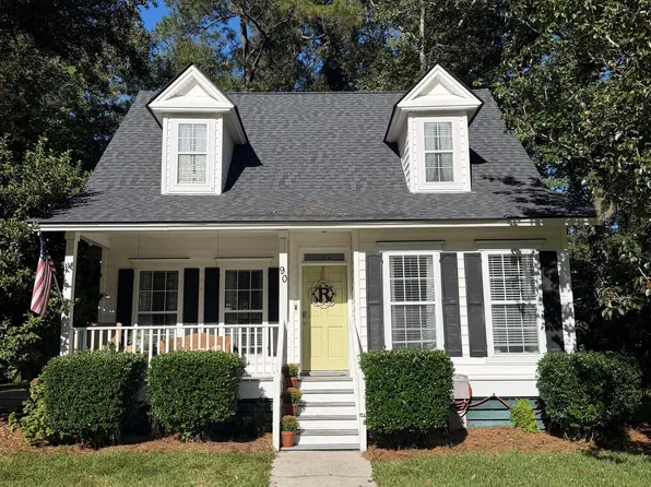 90 Cottage Ct, Richmond Hill, GA 31324