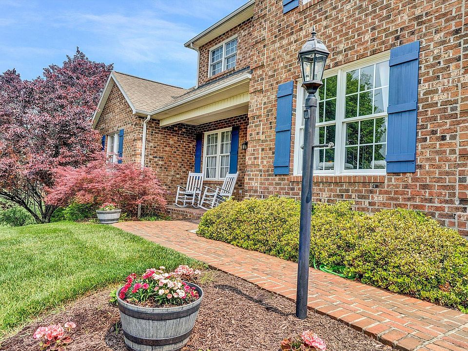 696 Scarlet Dr, Daleville, VA 24083 Zillow