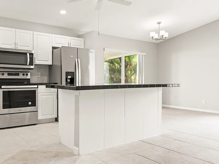 1209 Pine Sage Cir — Photo 38