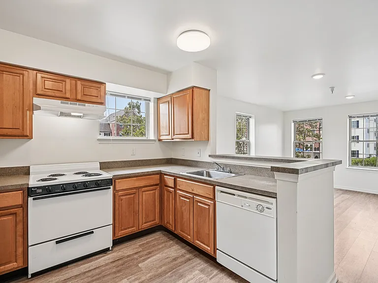 Birchwood at Parker Hall 55+ Community — Photo 13