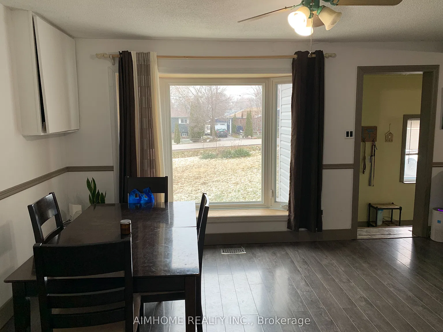 3 bed, $2,680 — Photo 2