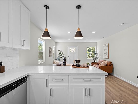 2nd image of 1745 W 39th St