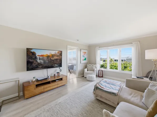 180 Elm St, San Carlos, CA 94070