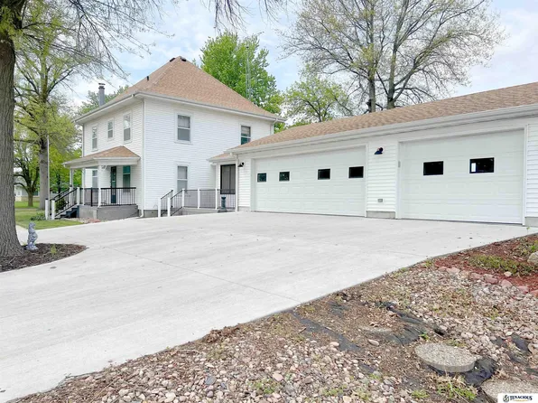 201 N Butternut St, De Witt, NE 68341