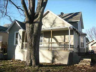 5th image of 615 Middlebury St
