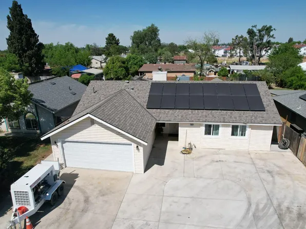 2662 Yerba St, Selma, CA 93662
