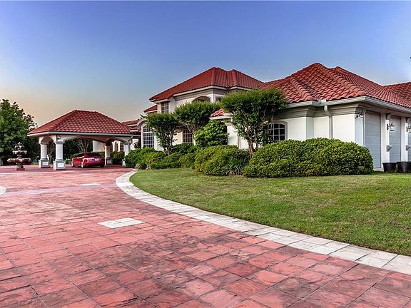 4th image of 4544 Mahogany Ln