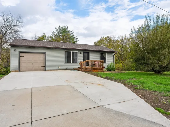 917 S Roche St, Knoxville, IA 50138