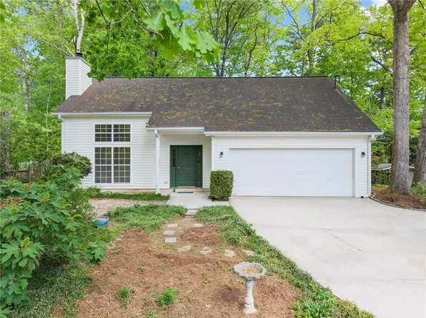 3235 Continental Dr, Cumming, GA 30041