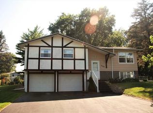 508 W Madison St, Cambridge, WI 53523