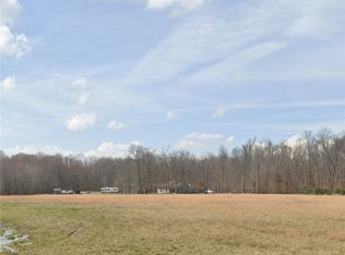 2437 N Borcherding Rd, Madison, IN 47250