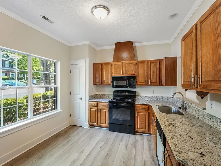 4439 Still Pines Dr — Photo 4