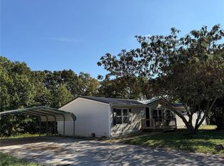 18229 Loyalty Ln, Saint Robert, MO 65584