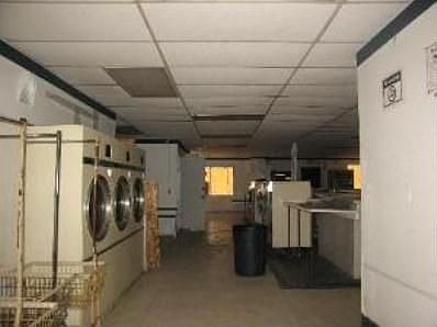 2nd image of 927 N Hobbie Ave
