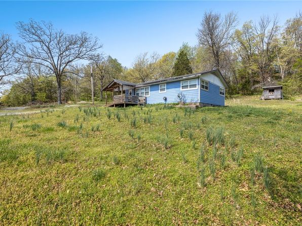 17438 Lake Sequoyah Rd, Fayetteville, AR 72701