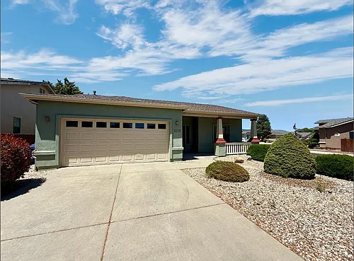 1210 Gardenia Ln Photo 1