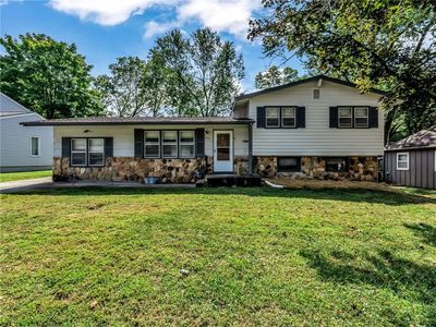 6719 NW 71st St, Kansas City, MO, 64151