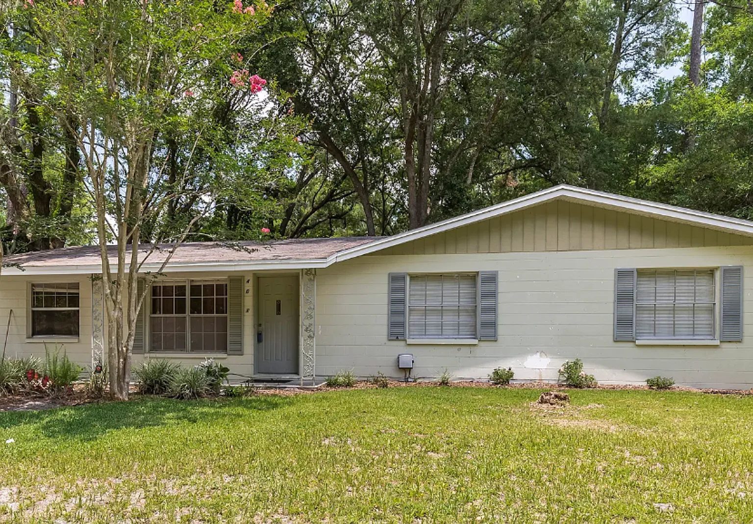 3/2 Home in Northwood Ready for Move-In! — Photo 1