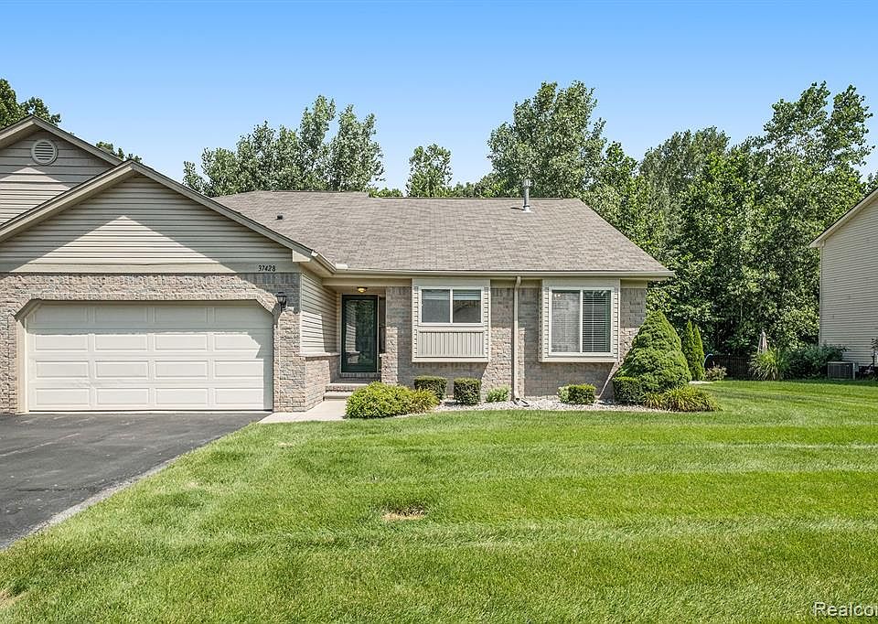 1st image of 37428 N Dianne Ln #55