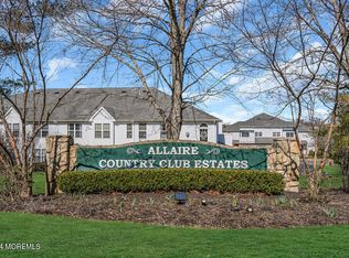 10 Racquet Rd, Wall Township, NJ 07719