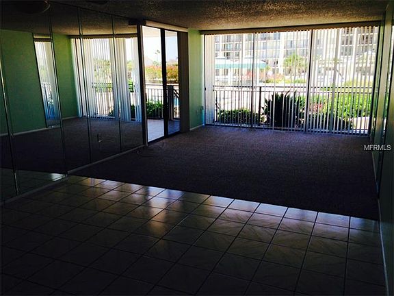 3rd image of 1390 Gulf Blvd APT 103