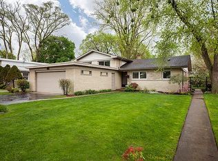 336 Locust Rd, Wilmette, IL 60091