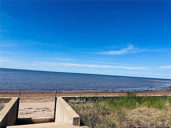 3rd image of 345 Bayshore Dr