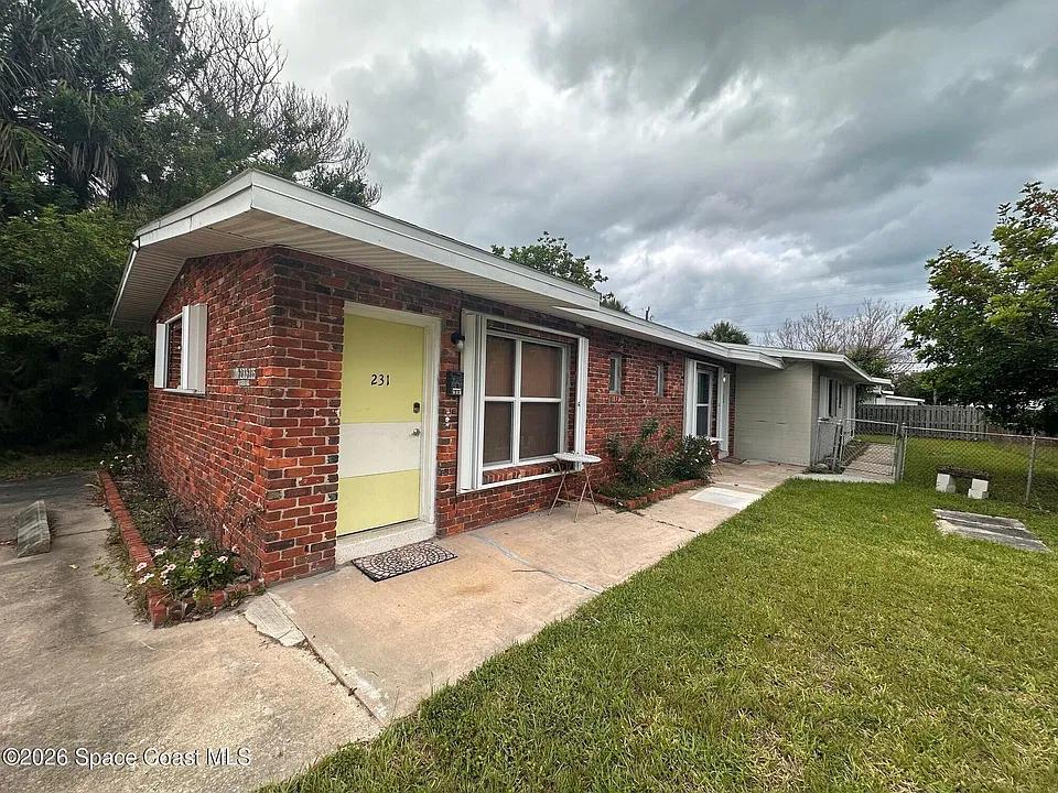 231 Woodland Ave #A