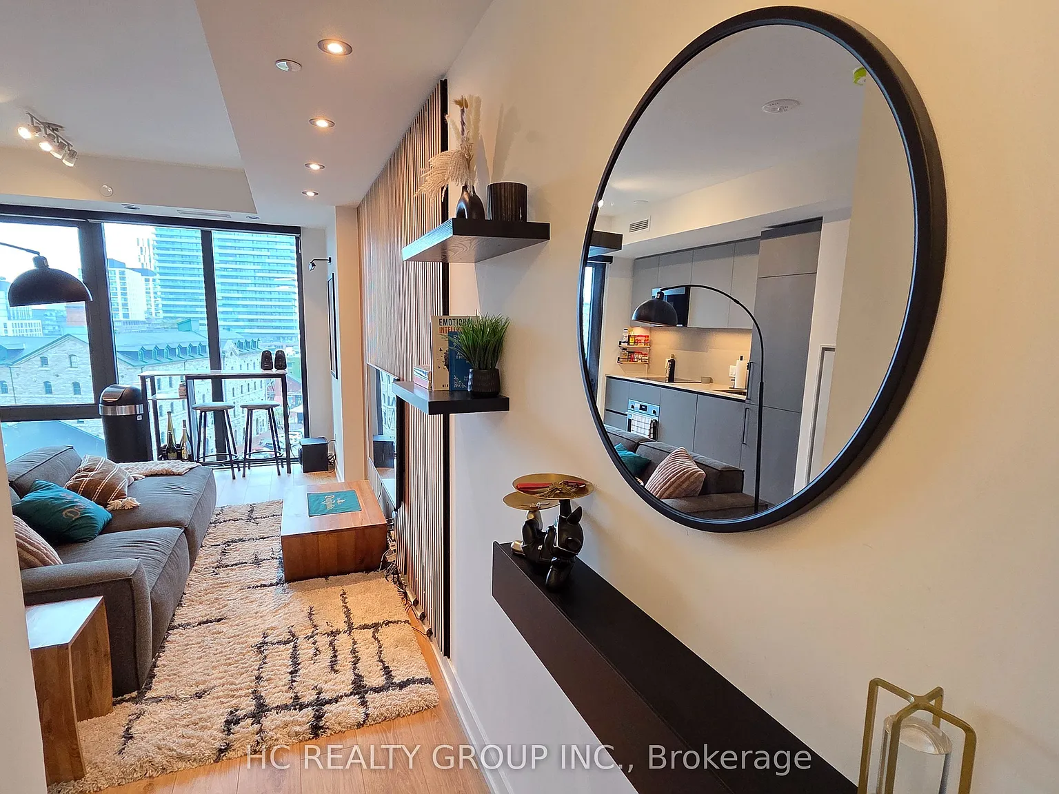 1 bed, $2,300 — Photo 3