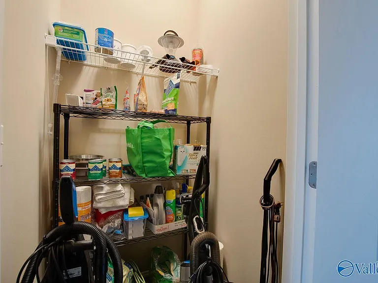 7206 Lathan Dr SE — Photo 34