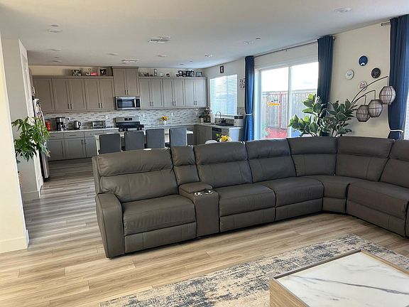 5th image of 5754 Caprice Ct