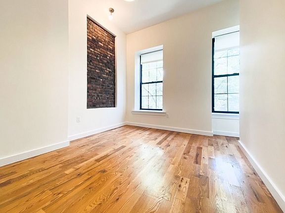 5th image of 746 Jefferson Ave #33A