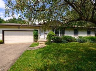 1307 Highwood Dr, Clinton, OH 44216