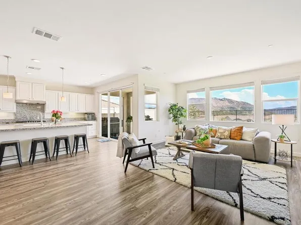 4634 Silent Knoll Dr, Fallbrook, CA 92028