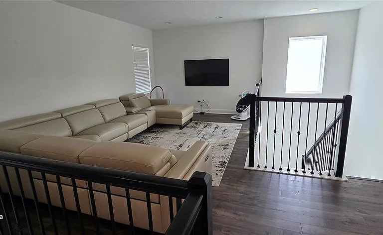 18410 Blue Heron Cir — Photo 39