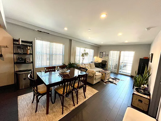 Rented by Keller Williams NYC | media 7