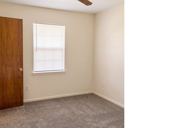 5th image of 515 S 9th St