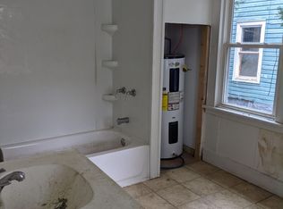 961 Oak St, Elmira, NY 14901