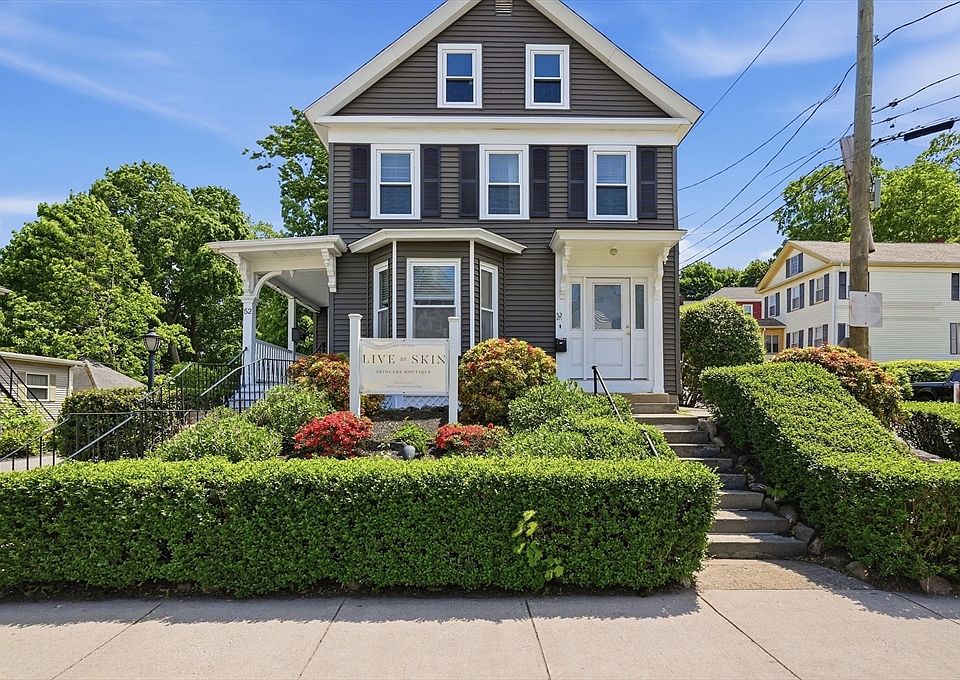 1st image of 52 Pleasant St