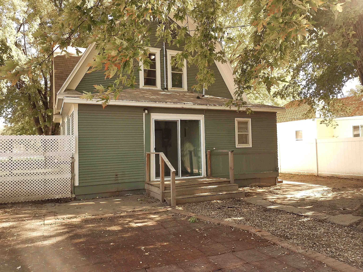 3 bed, 1264 sqft, $1,200 — Photo 3